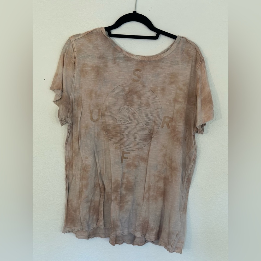 Free People surf tie dye tshirt. Good condition.